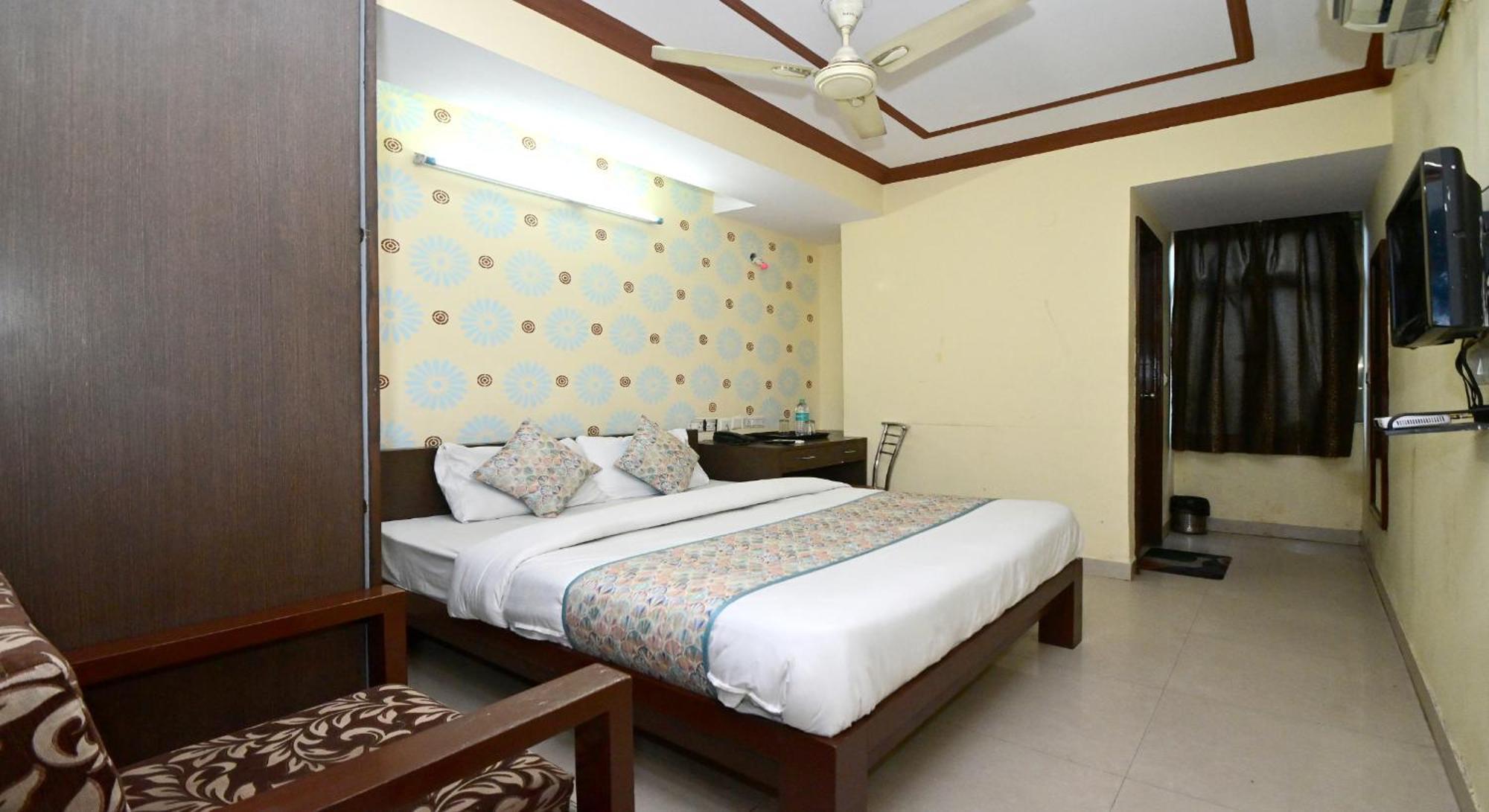 Hotel Laxmi Villa Palace-Near Jaipur Railway Station Экстерьер фото