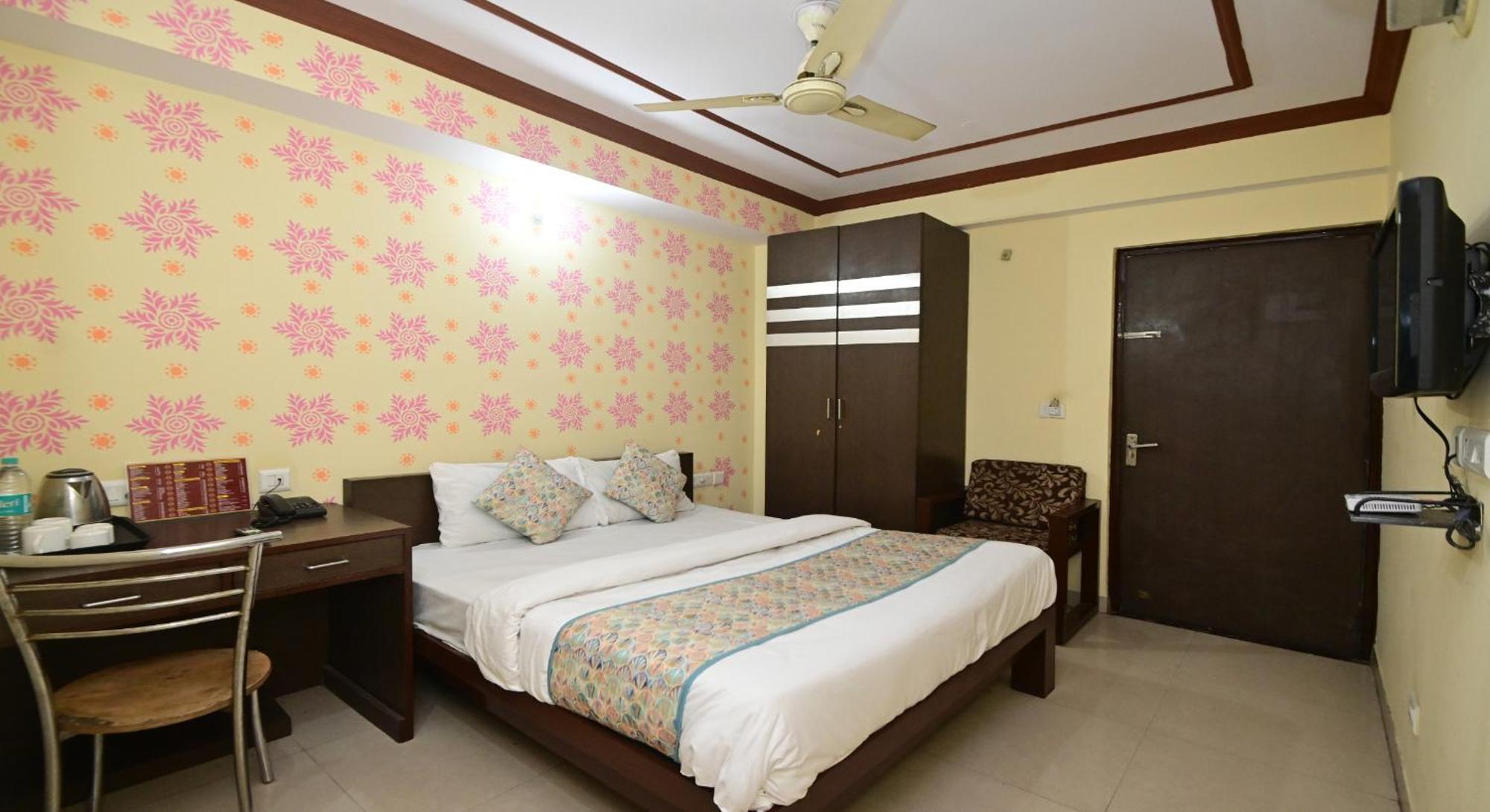 Hotel Laxmi Villa Palace-Near Jaipur Railway Station Экстерьер фото
