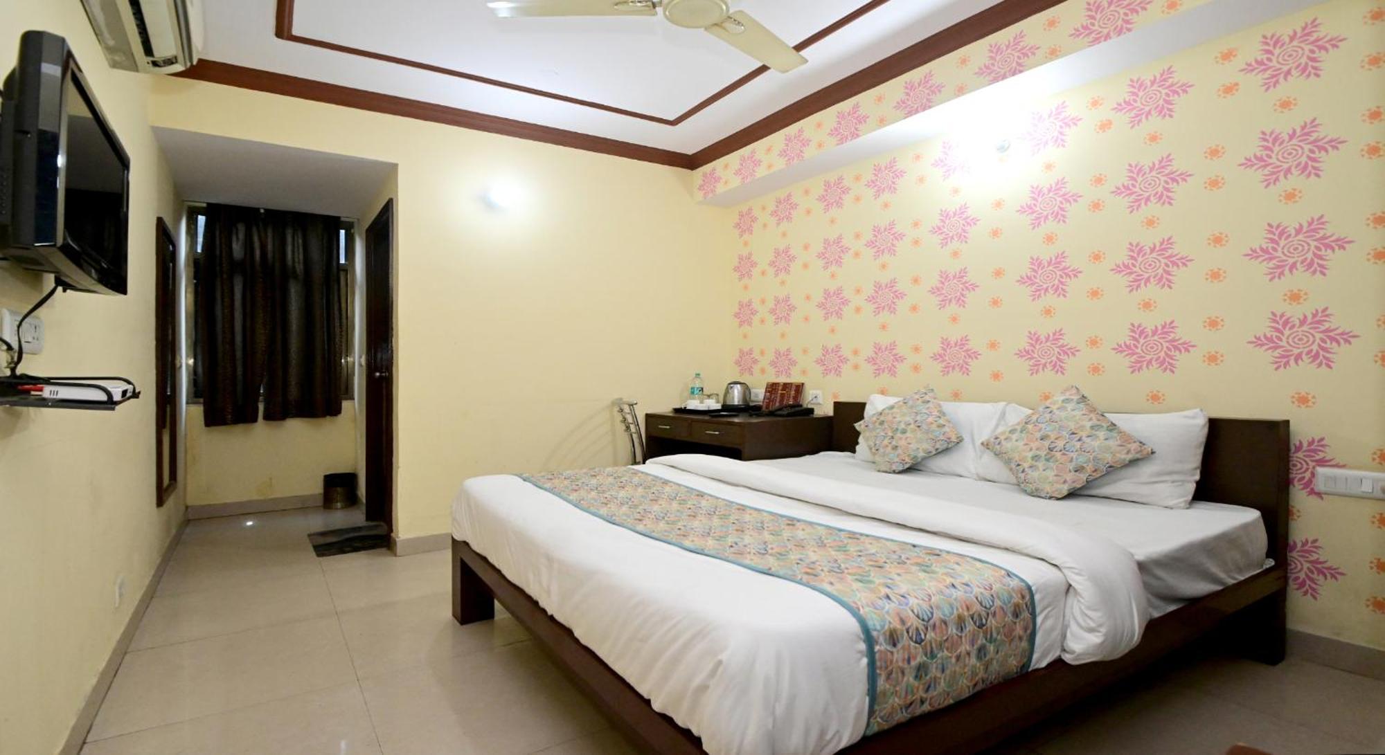 Hotel Laxmi Villa Palace-Near Jaipur Railway Station Экстерьер фото