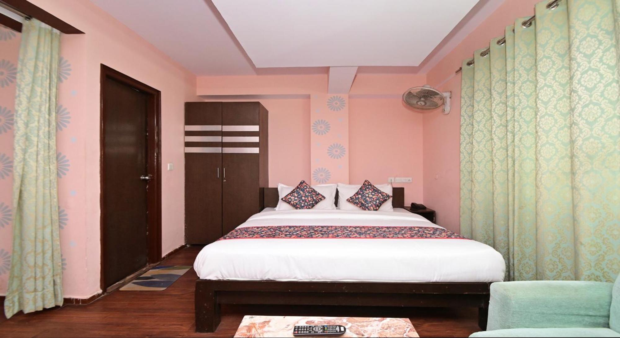 Hotel Laxmi Villa Palace-Near Jaipur Railway Station Экстерьер фото